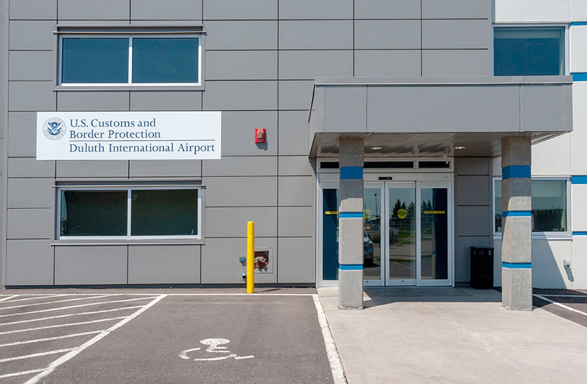 duluth International airport